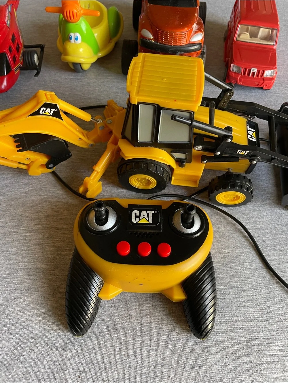 Kids toy cars works manually